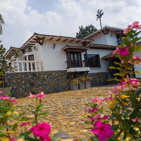 Hotel Boutique La Casa De Piedra Cali Ngoại thất bức ảnh