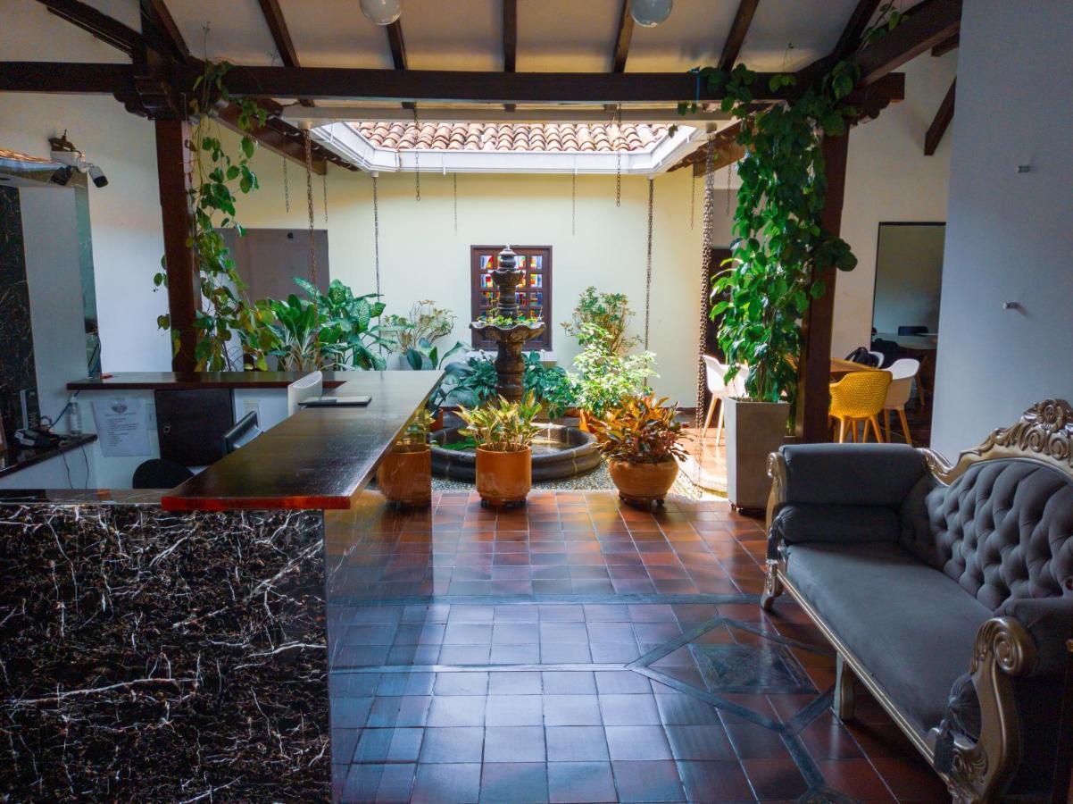 Hotel Boutique La Casa De Piedra Cali Ngoại thất bức ảnh