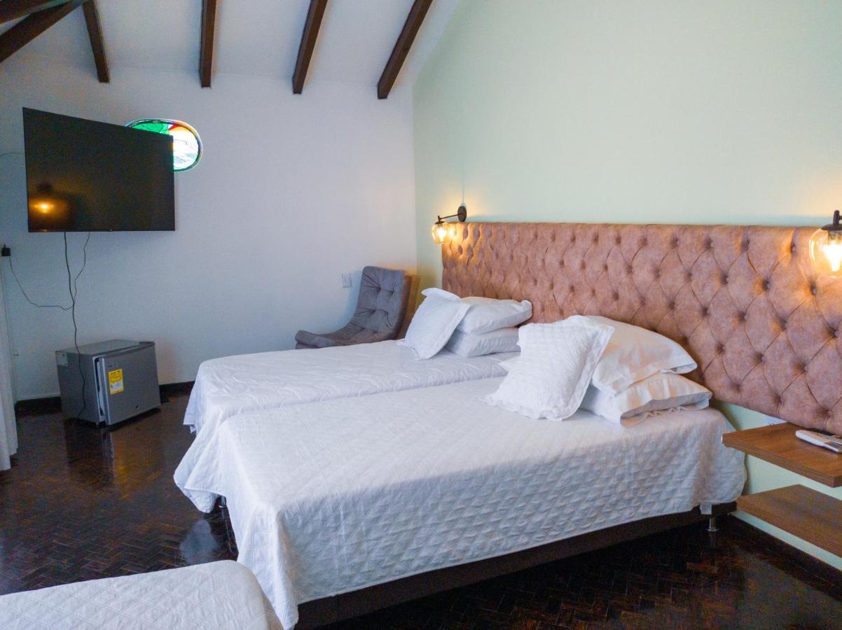 Hotel Boutique La Casa De Piedra Cali Ngoại thất bức ảnh