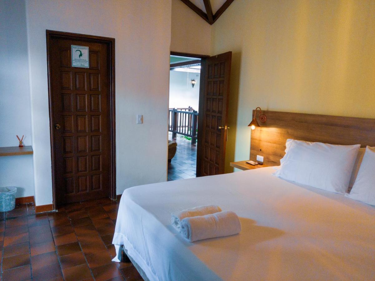 Hotel Boutique La Casa De Piedra Cali Ngoại thất bức ảnh