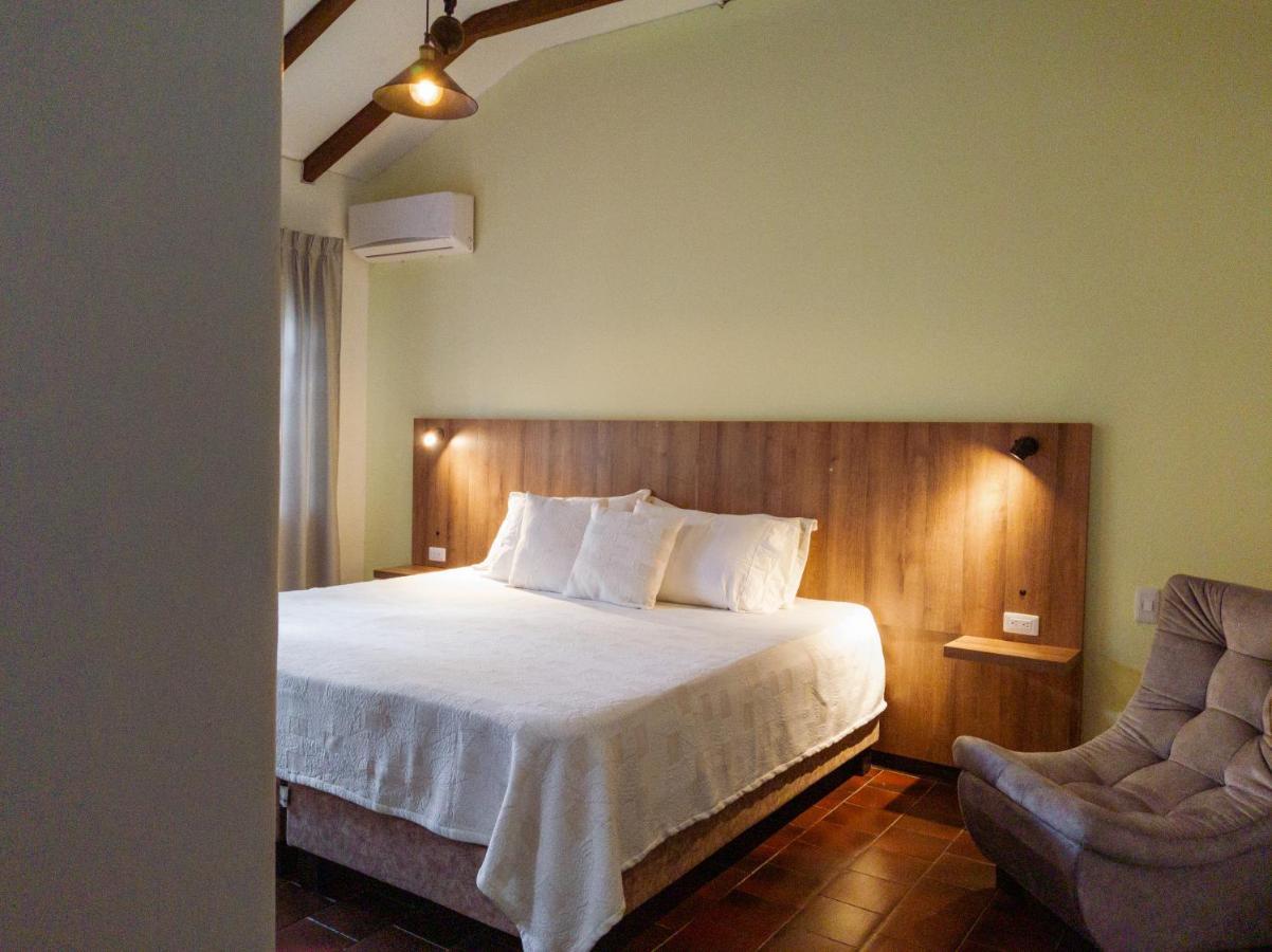 Hotel Boutique La Casa De Piedra Cali Ngoại thất bức ảnh