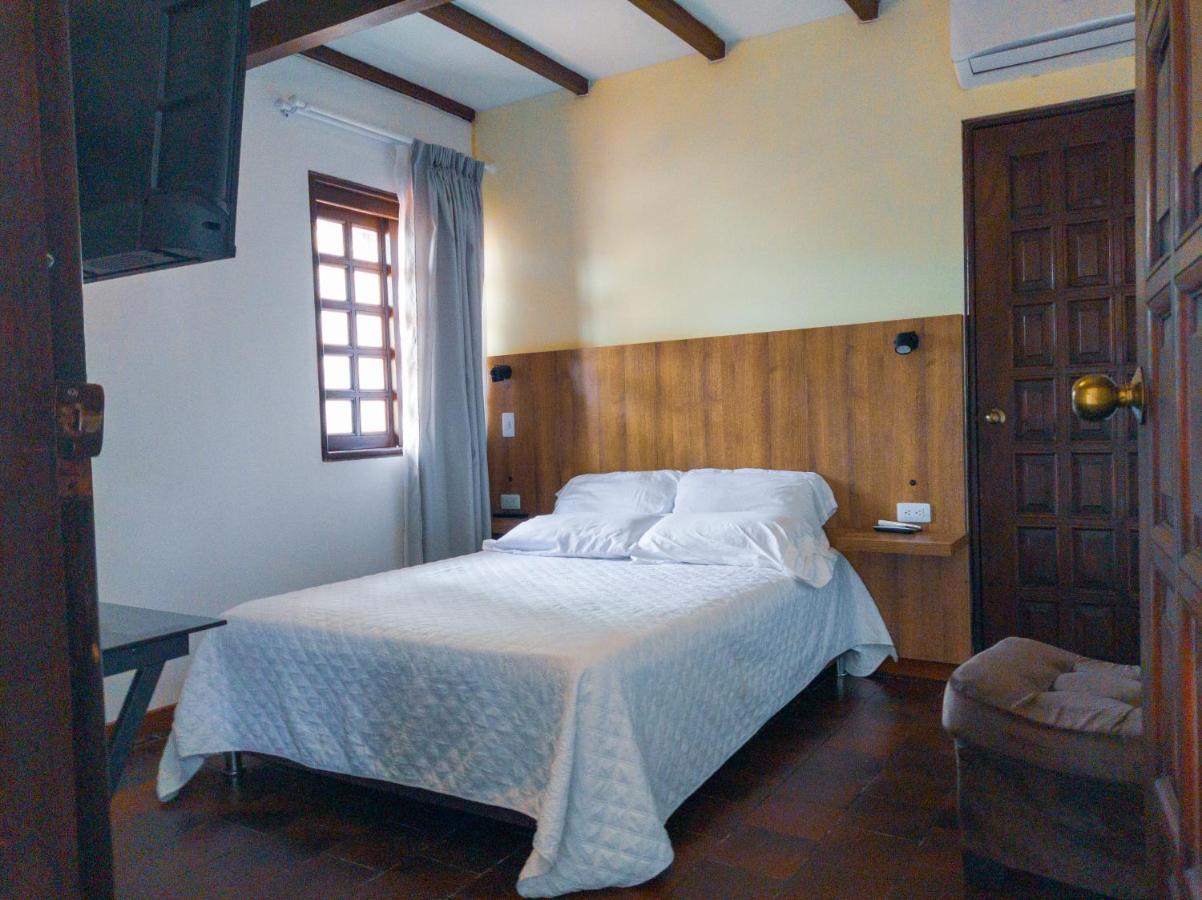 Hotel Boutique La Casa De Piedra Cali Ngoại thất bức ảnh