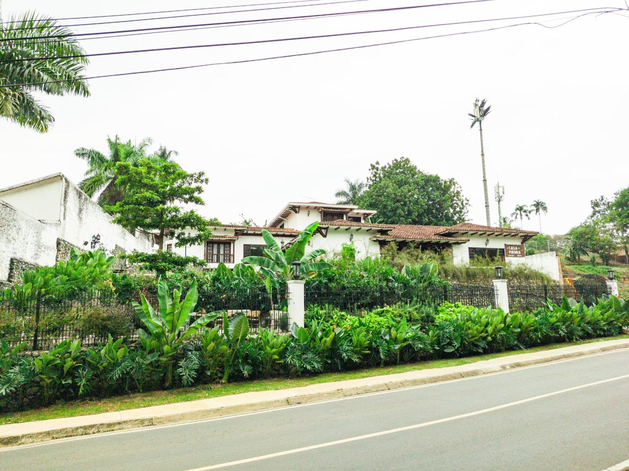 Hotel Boutique La Casa De Piedra Cali Ngoại thất bức ảnh